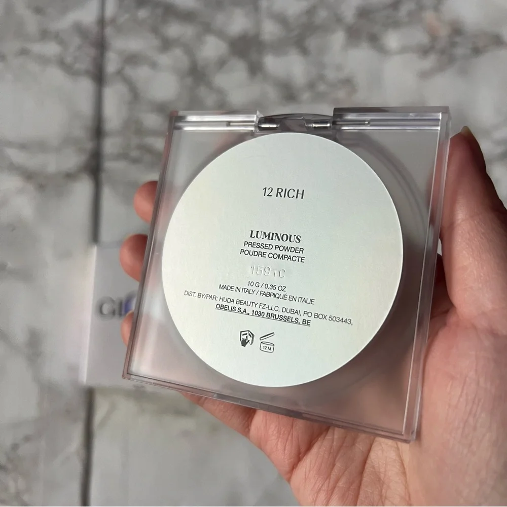 huda beauty glowish luminous pressed powder 12 rich Nov sale
